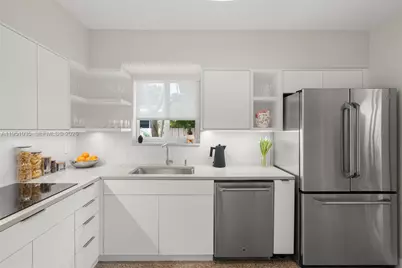 1040 NE 85th St, Miami, FL 33138 - Photo 10