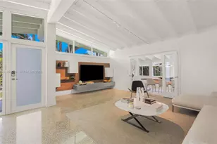 1040 NE 85th St, Miami, FL 33138 - Photo 6