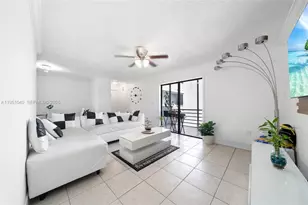 13500 NE 3rd Ct, North Miami, FL 33161 - Photo 8
