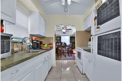 655 NE 122nd St, North Miami, FL 33161 - Photo 38