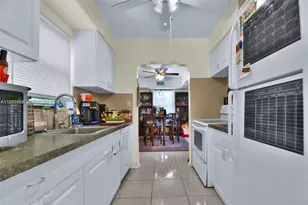 655 NE 122nd St, North Miami, FL 33161 - Photo 38