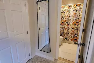 655 NE 122nd St, North Miami, FL 33161 - Photo 14