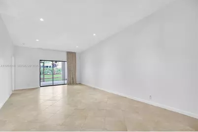 21248 Harbor Way #243-24, Aventura, FL 33180 - Photo 4