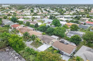 4714 NW 50th Ct, Tamarac, FL 33319 - Photo 16