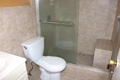 2260 W 55th St #3, Hialeah, FL 33016 - Photo 14