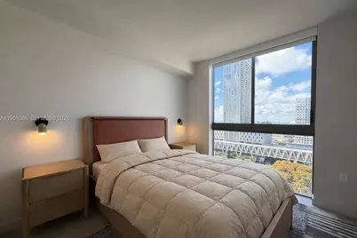 11 NE 6th #1714, Miami, FL 33132 - Photo 12