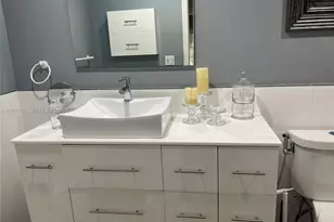 9702 Costa Del Sol Blvd, Doral, FL 33178 - Photo 8