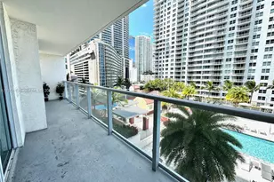 1155 Brickell Bay Dr, Miami, FL 33131 - Photo 12