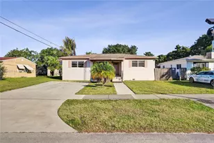 611 NE 171 St, North Miami Beach, FL 33162 - Photo 2