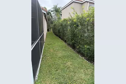 1308 Alexander Bnd, Weston, FL 33327 - Photo 40