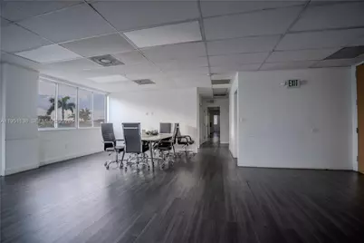 5590 W 20th Ave, Hialeah, FL 33016 - Photo 52