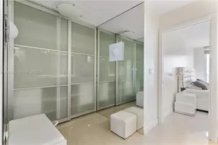 2401 Collins Ave, Miami Beach, FL 33140 - Photo 2