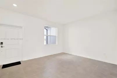 16274 SW 292nd St, Homestead, FL 33033 - Photo 4