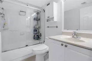 2501 S Ocean Dr, Hollywood, FL 33019 - Photo 28