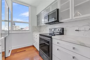 1155 Brickell Bay Dr, Miami, FL 33131 - Photo 18