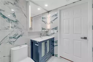 1155 Brickell Bay Dr, Miami, FL 33131 - Photo 30