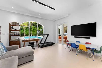 229 Golden Beach Dr, Golden Beach, FL 33160 - Photo 14