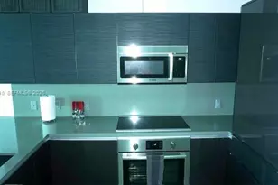 1080 Brickell Ave, Miami, FL 33131 - Photo 6