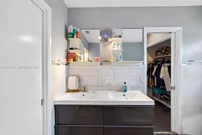 2534 Monroe St, Hollywood, FL 33020 - Photo 18