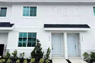 1054 NW 6th St, Florida City, FL 33034 - Photo 2