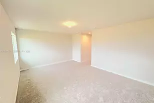 1054 NW 6th St, Florida City, FL 33034 - Photo 18