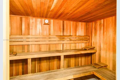 31 SE 5th St #3009, Miami, FL 33131 - Photo 18