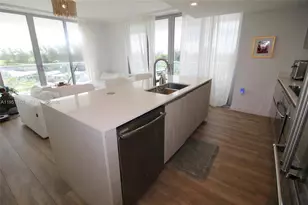 13800 Highland Dr, North Miami Beach, FL 33181 - Photo 34