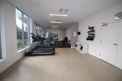 13800 Highland Dr #510, North Miami Beach, FL 33181 - Photo 16