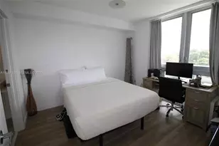 13800 Highland Dr, North Miami Beach, FL 33181 - Photo 30