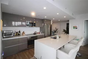 13800 Highland Dr, North Miami Beach, FL 33181 - Photo 18