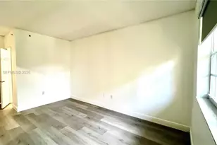 11700 SW 2nd St, Pembroke Pines, FL 33025 - Photo 8