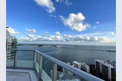 1300 Brickell Bay Dr #2405, Miami, FL 33131 - Photo 10