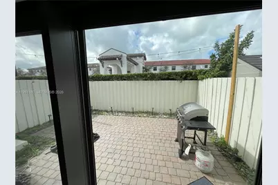 8860 NW 103rd Ave #8860, Doral, FL 33178 - Photo 14