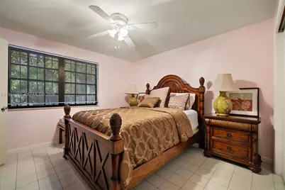 6636 Riviera Dr, Coral Gables, FL 33146 - Photo 46