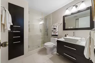 6636 Riviera Dr, Coral Gables, FL 33146 - Photo 42