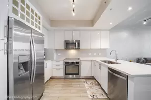 999 SW 1st Ave, Miami, FL 33130 - Photo 4