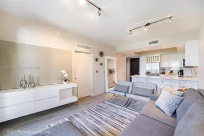 999 SW 1st Ave #1208, Miami, FL 33130 - Photo 6