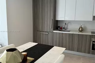 239 SW 9th St, Miami, FL 33130 - Photo 4