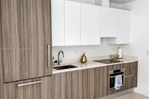 239 SW 9th St, Miami, FL 33130 - Photo 12