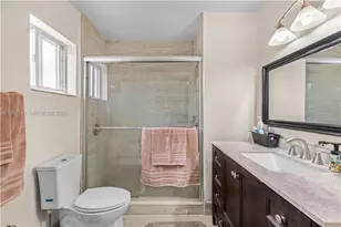 7117 W 30th Ln, Hialeah, FL 33018 - Photo 10