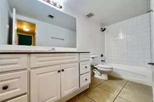 5201 Geneva Way, Doral, FL 33166 - Photo 8