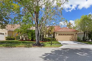 798 Verona Lake Dr, Weston, FL 33326 - Photo 2