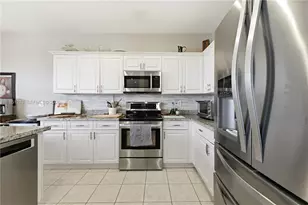 1844 Aspen Ln, Weston, FL 33327 - Photo 14