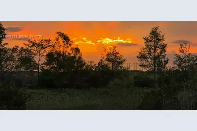 1844 Aspen Ln, Weston, FL 33327 - Photo 48