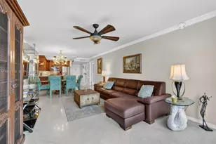 1000 Parkview Dr, Hallandale Beach, FL 33009 - Photo 14