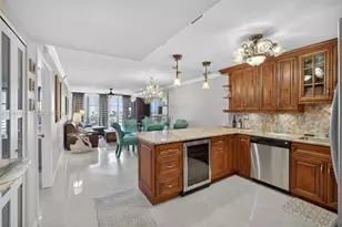 1000 Parkview Dr, Hallandale Beach, FL 33009 - Photo 6