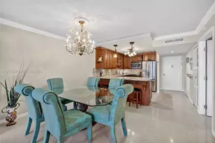 1000 Parkview Dr, Hallandale Beach, FL 33009 - Photo 16