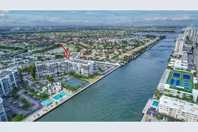 1000 Parkview Dr #806, Hallandale Beach, FL 33009 - Photo 46