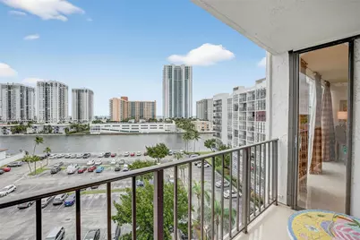 1000 Parkview Dr #806, Hallandale Beach, FL 33009 - Photo 32