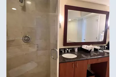 18001 Collins Ave #2605, Sunny Isles Beach, FL 33160 - Photo 12